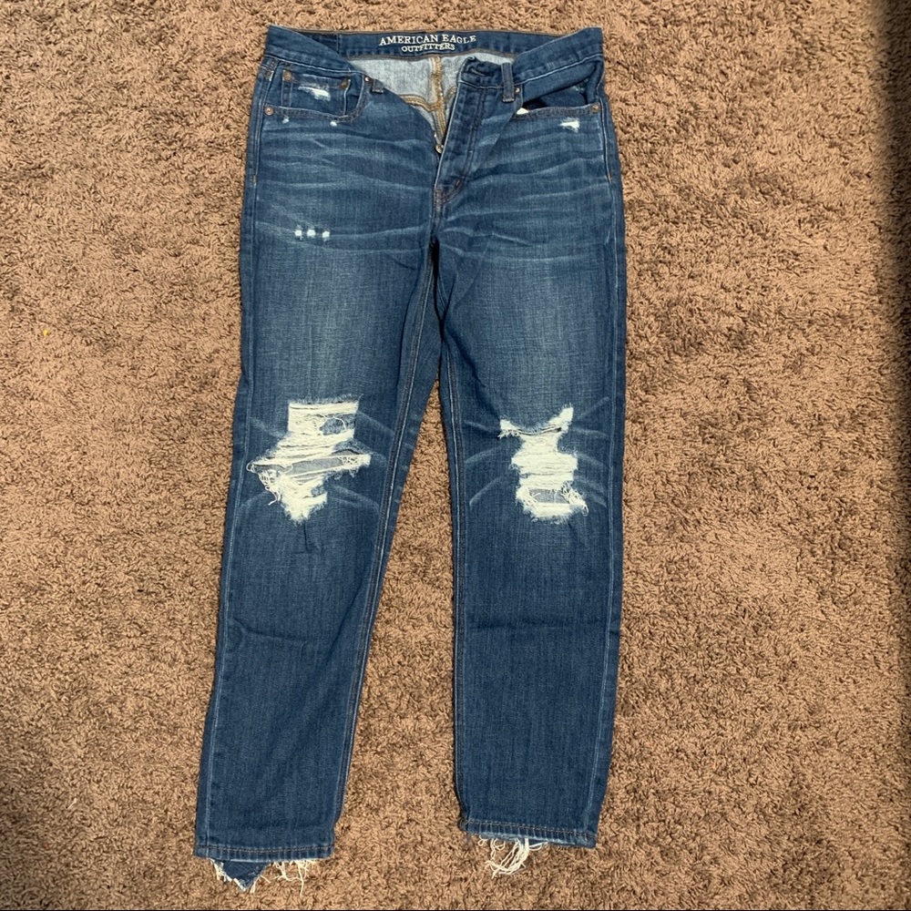 American eagle jeans!